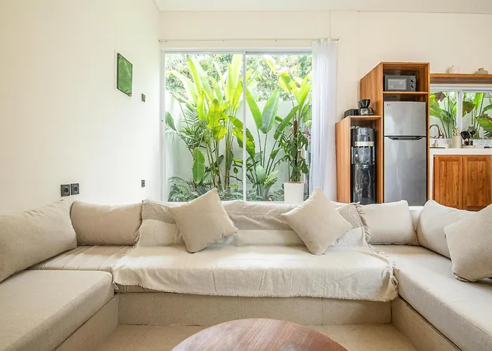 度假居 Brand New 2br 2 Mins To *