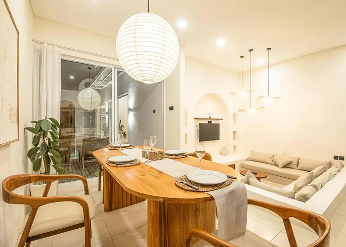 Brand New 2br 2 Mins To 度假居